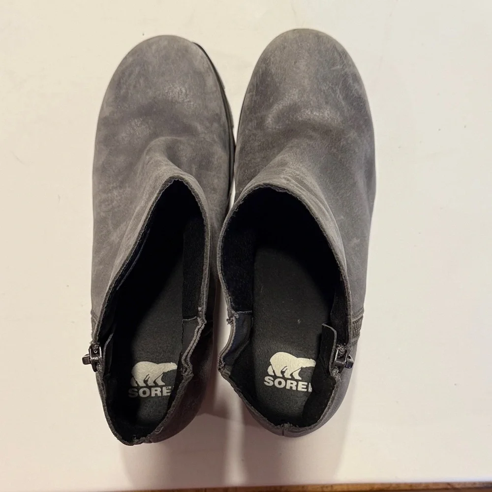 Sorel Women's Charcoal Ankle Booties
